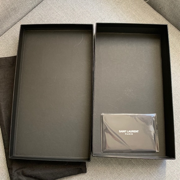 YSL Black Crocodile Embossed Zip Around Wallet - Picture 7 of 9